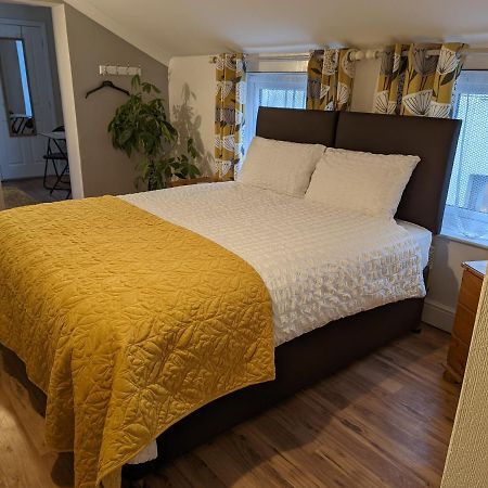 Gull Wing Guesthouse Лоустофт Экстерьер фото